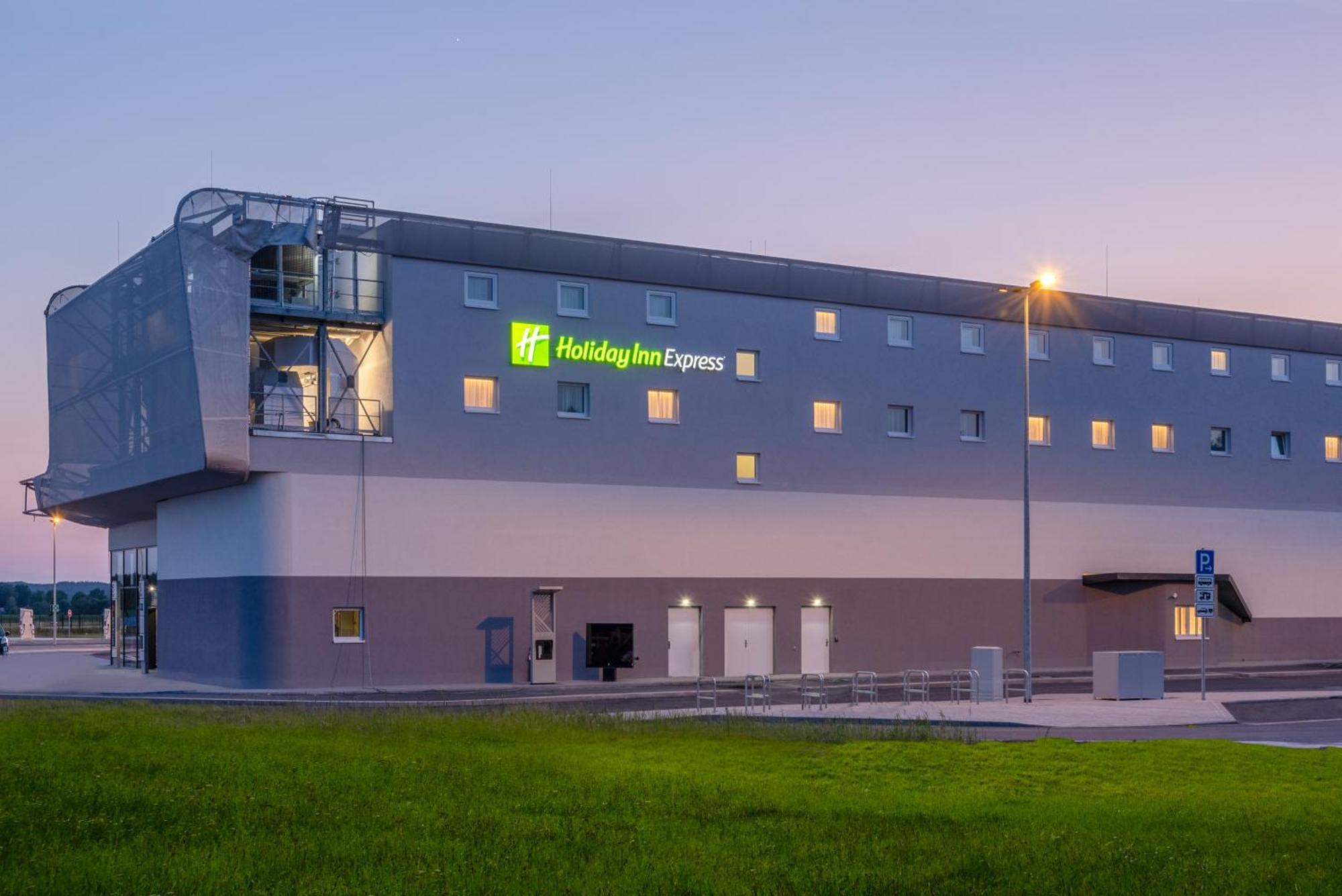 Holiday Inn Express - Hamburg South A7-As42 By Ihg Egestorf Zewnętrze zdjęcie
